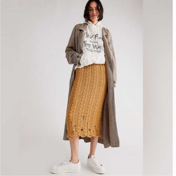 Free People Dresses & Skirts - Free People Cable Knit Butterscotch Skirt